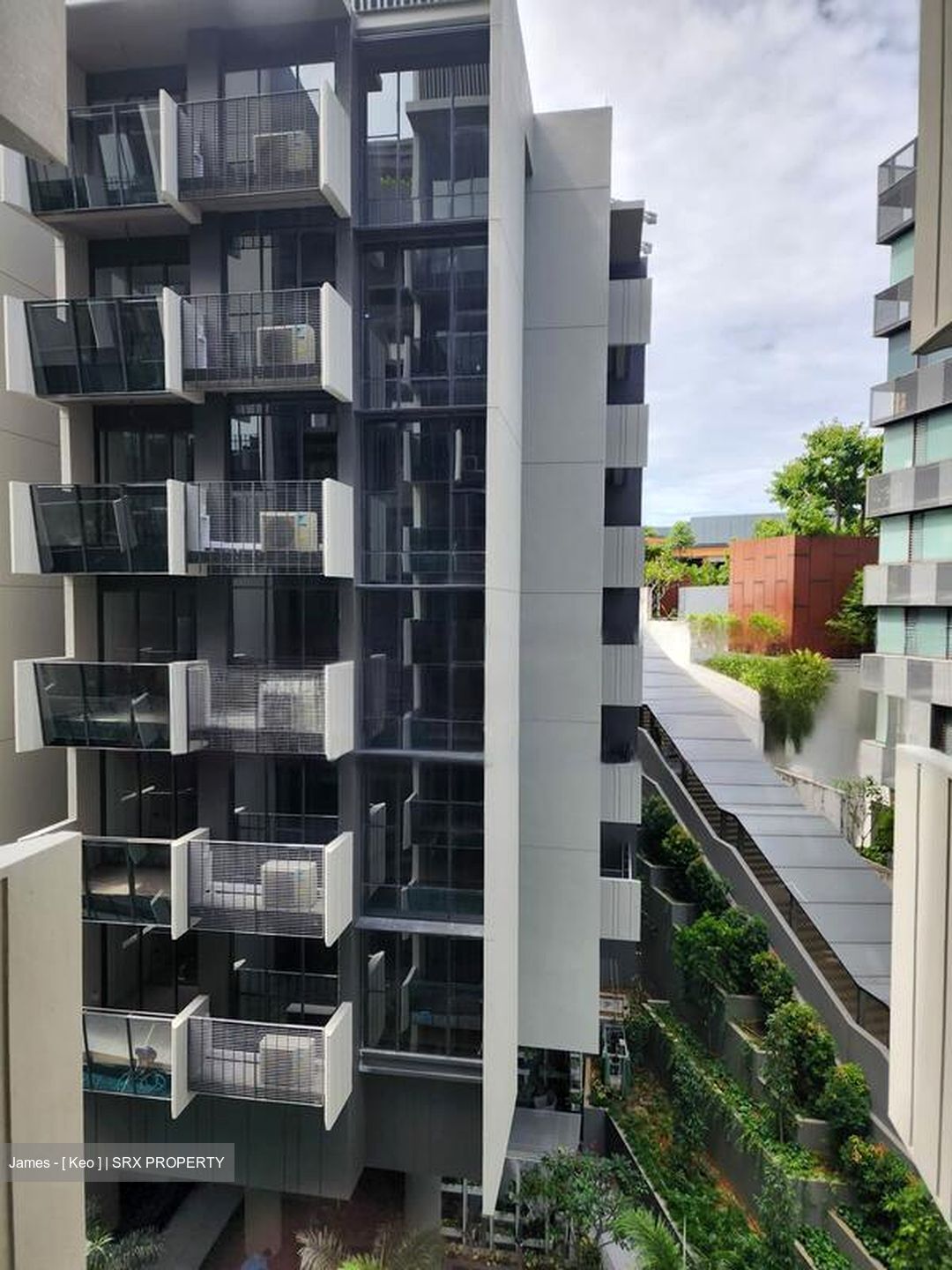 Haus On Handy (D9), Condominium #488126951